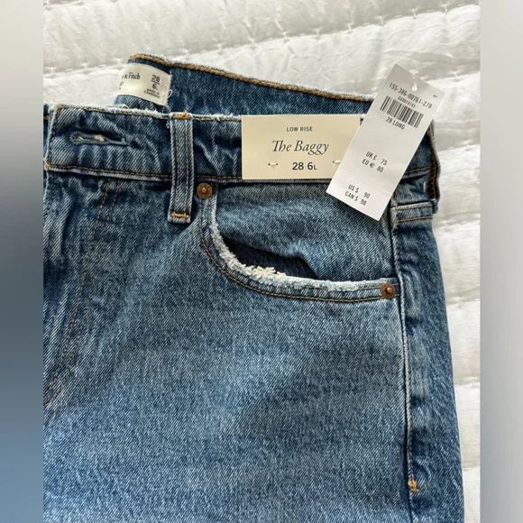 NWT Abercrombie jeans 28 long - Picture 8 of 9